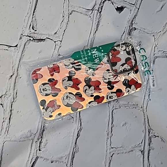 NEW!13 PRO MAX Minney Mouse Hologram Phone Case!! - Picture 5 of 10